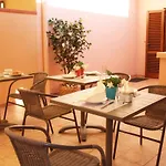 L\'Alloggio-Not Just Rooms