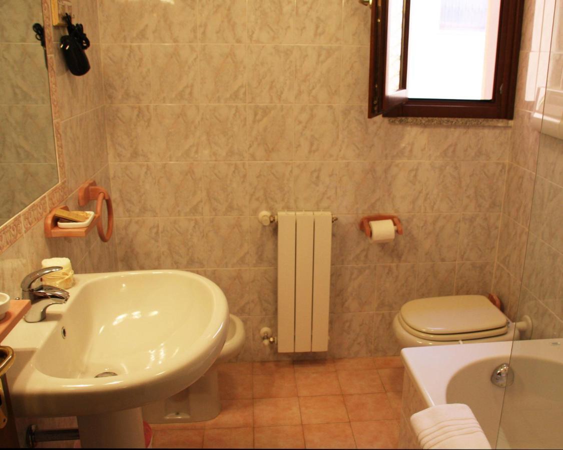 Bed & Breakfast L'alloggio-not Just Olbia